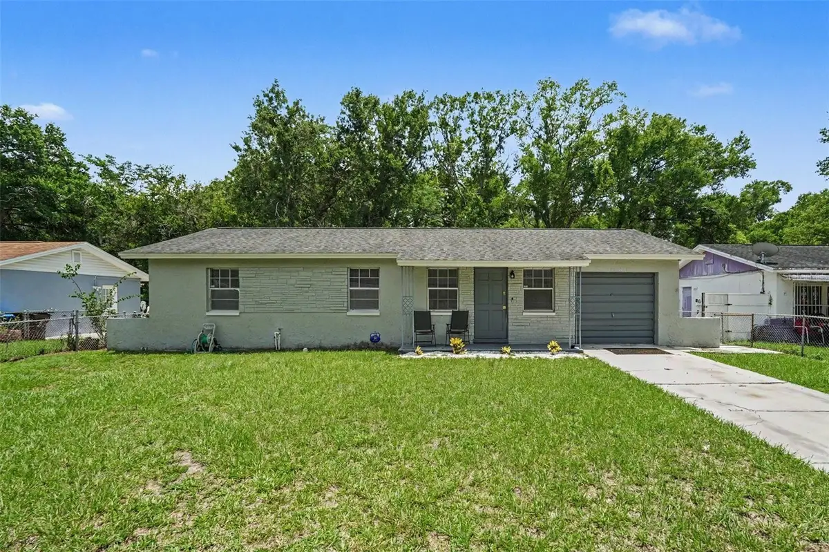 4419 Dolphin Dr, Tampa, FL 33617 - #1