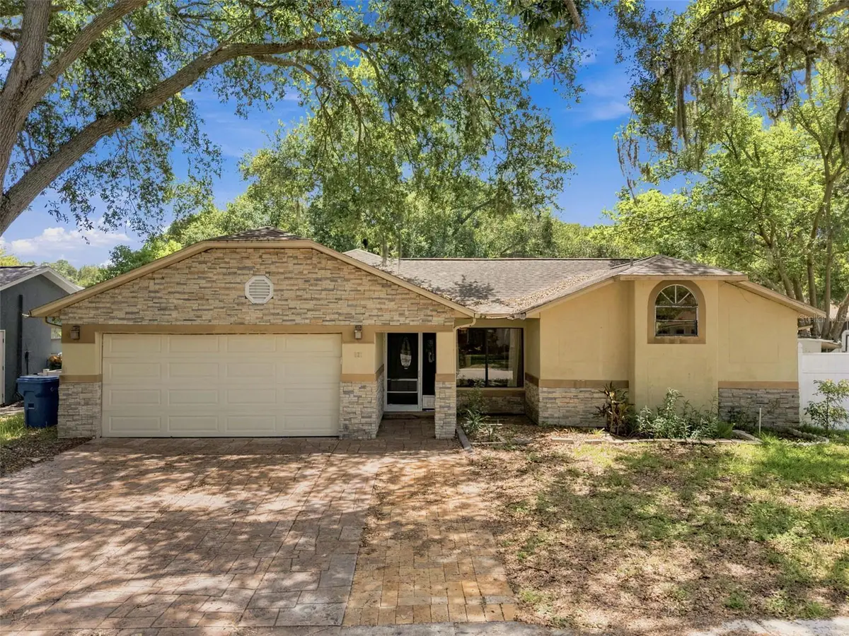 627 Crystal Dr, Palm Harbor, FL 34683 - #1