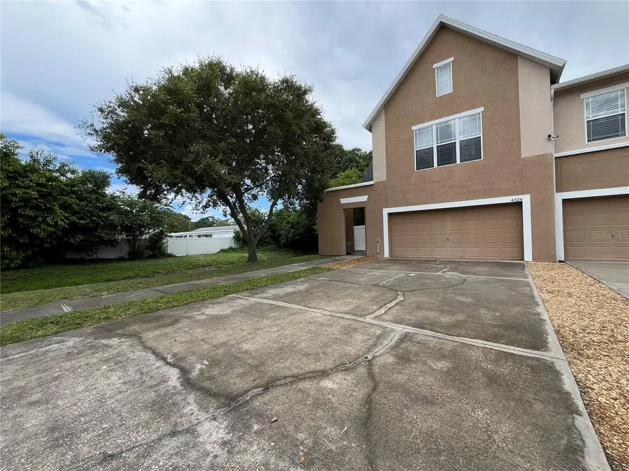 4326 Tyler Circle N, Saint Petersburg, FL 33709 - #3