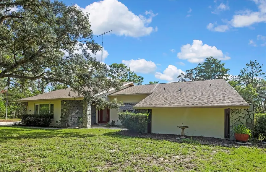 12 Mayflower Court E, Homosassa, FL 34446 - #3