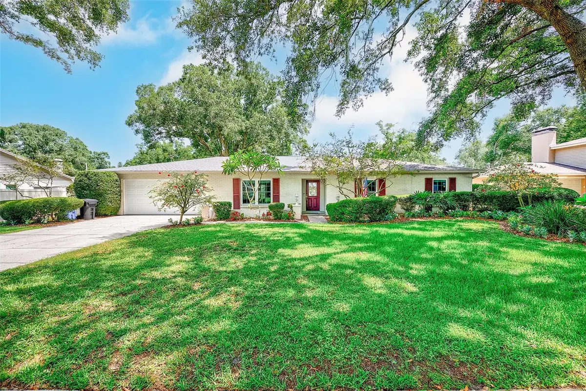 911 Woodcliff Avenue, Tampa, FL 33613 - #1