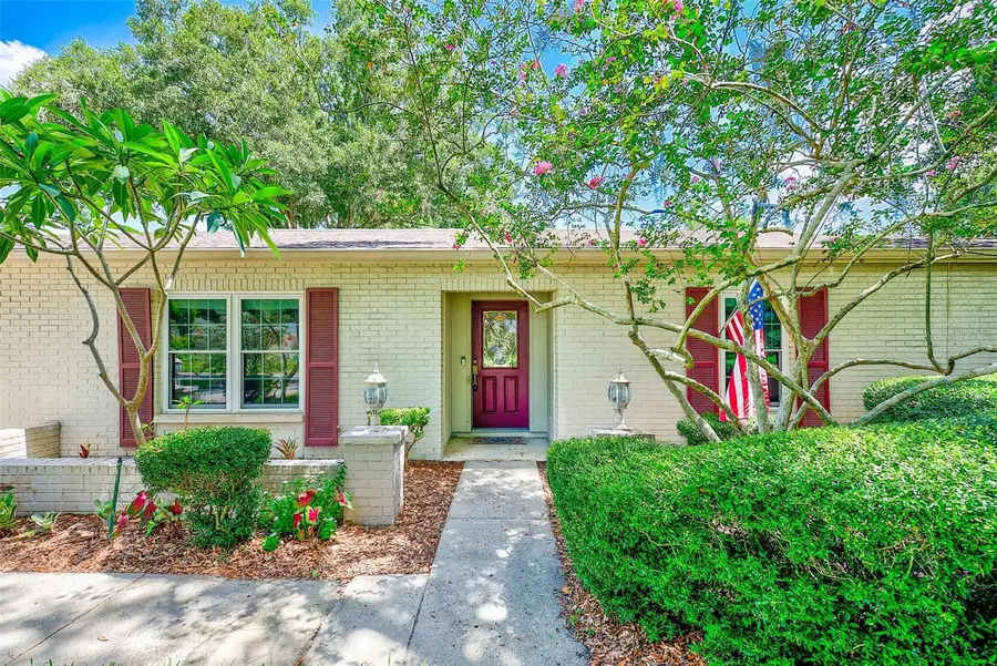 911 Woodcliff Avenue, Tampa, FL 33613 - #2
