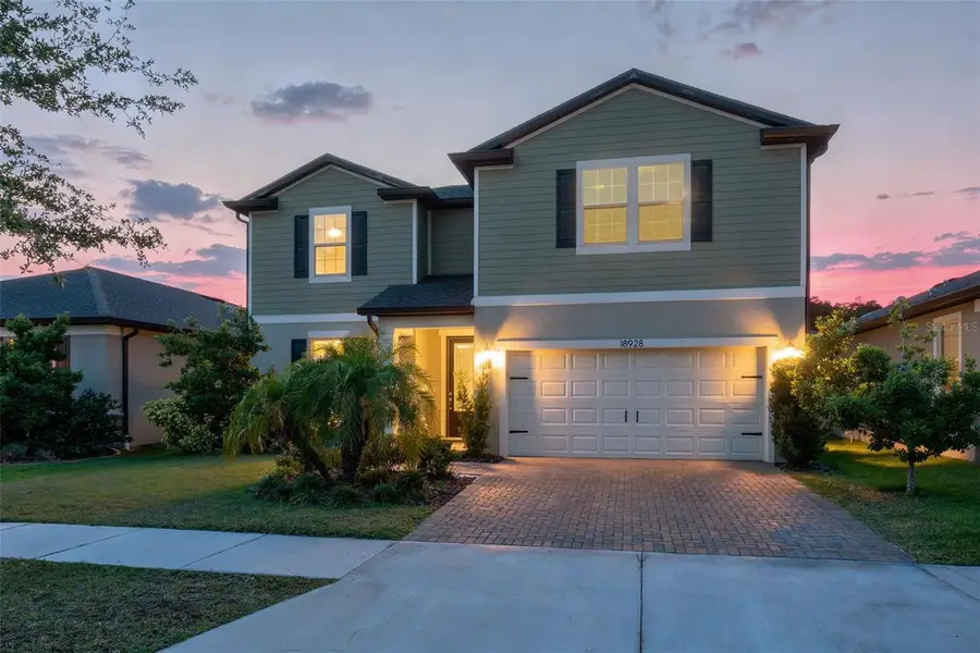 18928 Willowmore Cedar Drive, Lutz, FL 33558 - #2