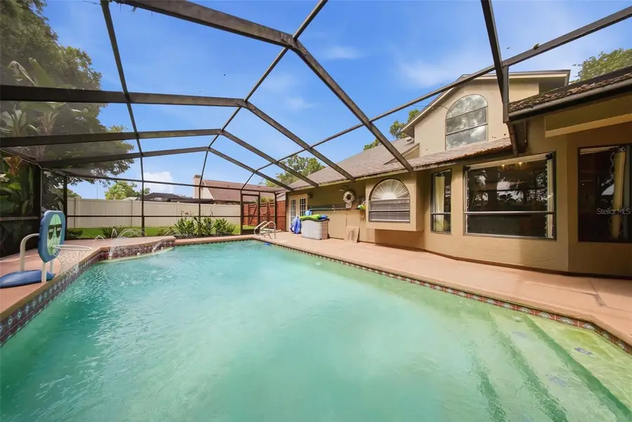 2704 Buckhorn Oaks Drive, Valrico, FL 33594 - #2