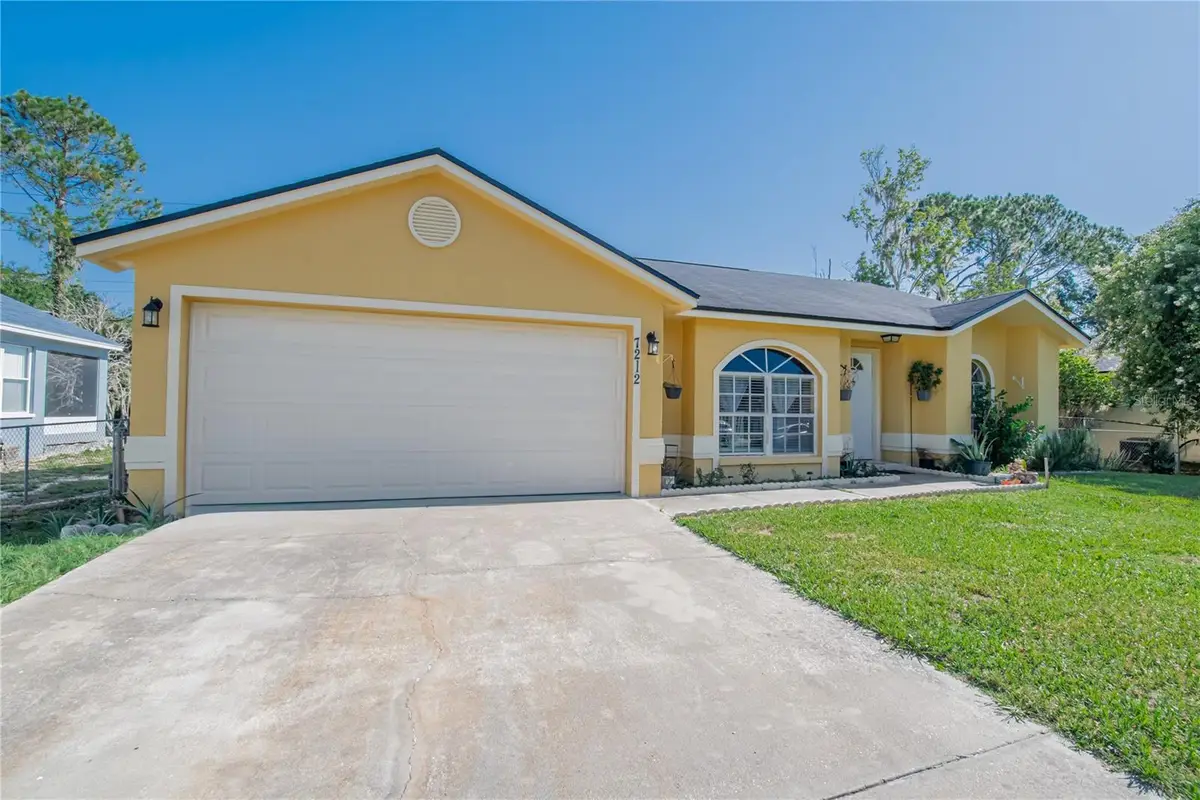 7212 Pebble Pass Loop, Lakeland, FL 33810 - #1
