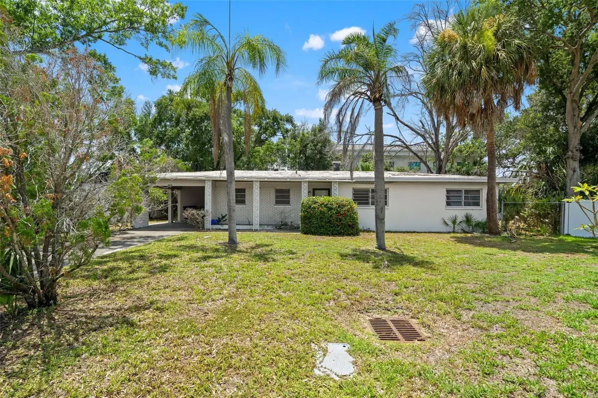 4635 W Bay Villa Avenue, Tampa, FL 33611 - #1