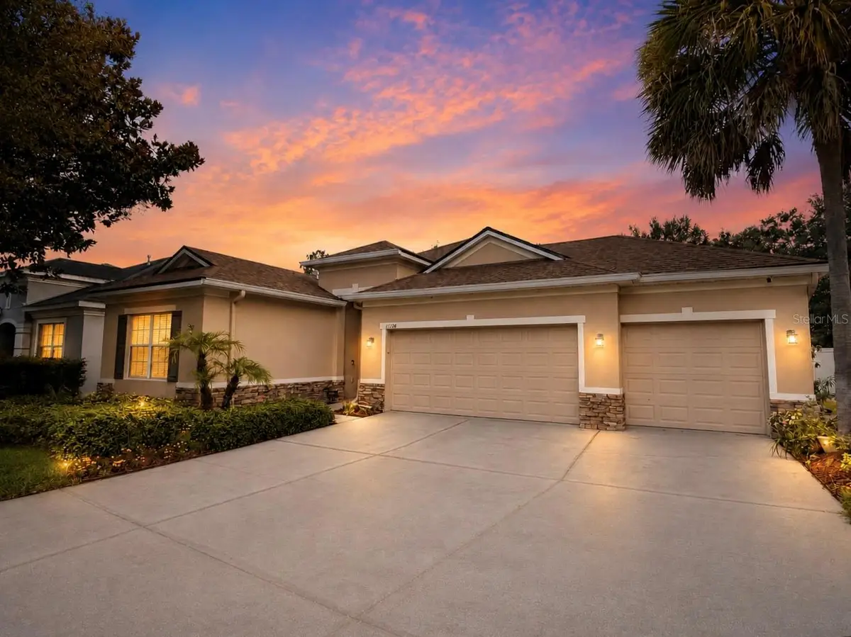 11238 Wembley Landing Drive, Lithia, FL 33547 - #1