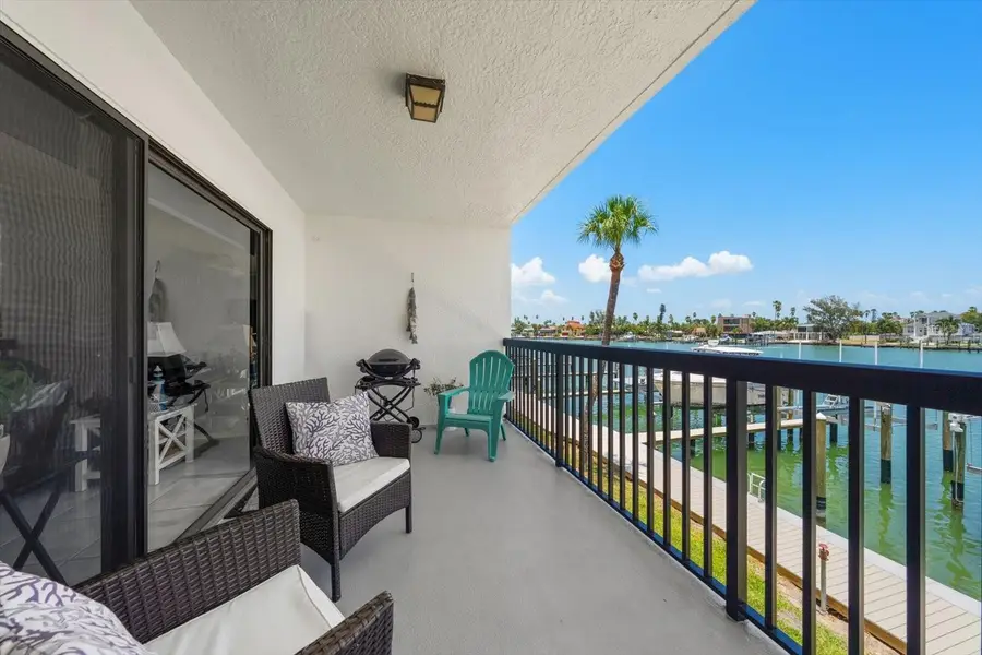 3111 Pass A Grille Way #110, Saint Petersburg, FL 33706 - #2