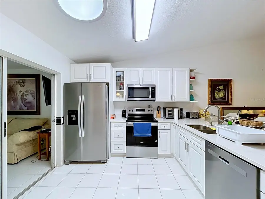 1172 Somerset Circle S, Dunedin, FL 34698 - #3