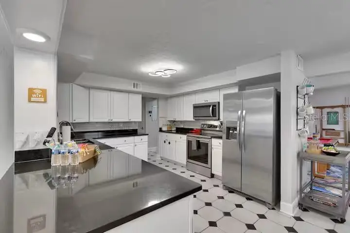 10712 Dalton Avenue, Tampa, FL 33615 - #2