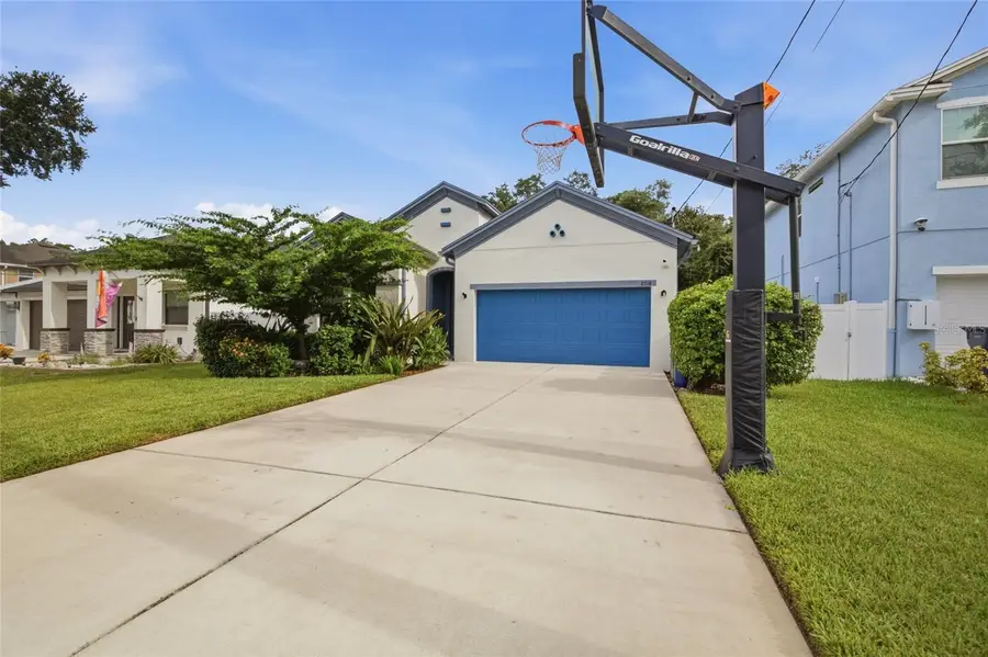 2516 W Curtis Street, Tampa, FL 33614 - #3