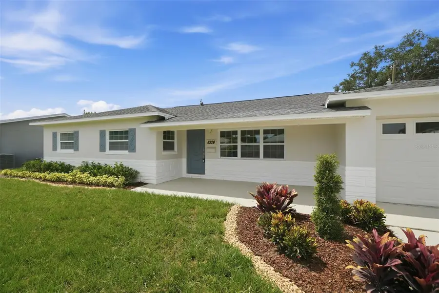 6220 27th Avenue N, Saint Petersburg, FL 33710 - #2