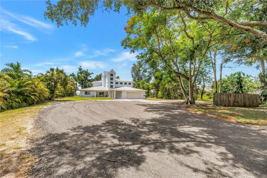 2280 Pinellas Point Drive S, Saint Petersburg, FL 33712 - #2