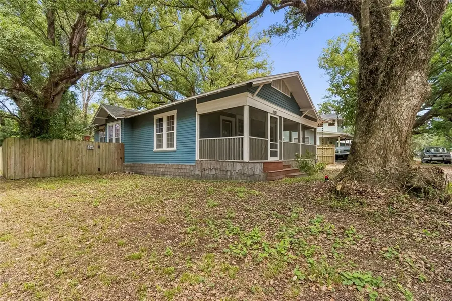 1202 E Louisiana Avenue, Tampa, FL 33603 - #2