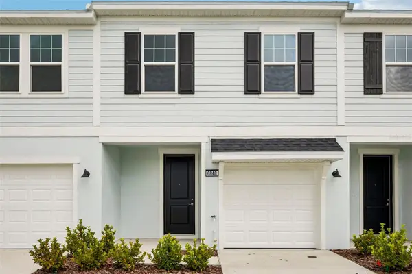 6848 Holcombe Down Drive, ZEPHYRHILLS, FL 33541