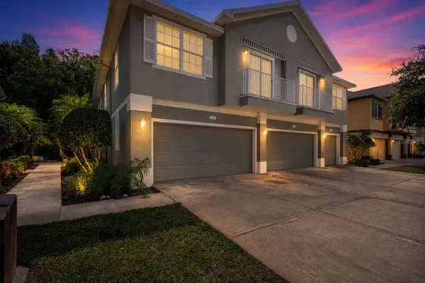 27627 Pleasure Ride Loop, WESLEY CHAPEL, FL 33544