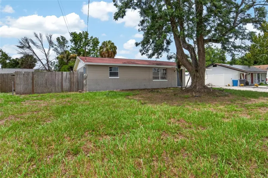 5010 Shetland Avenue, Tampa, FL 33615 - #2