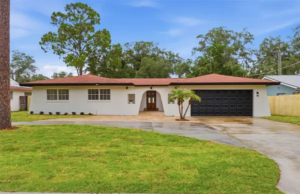 5106 Oakhaven Lane, TAMPA, FL 33617