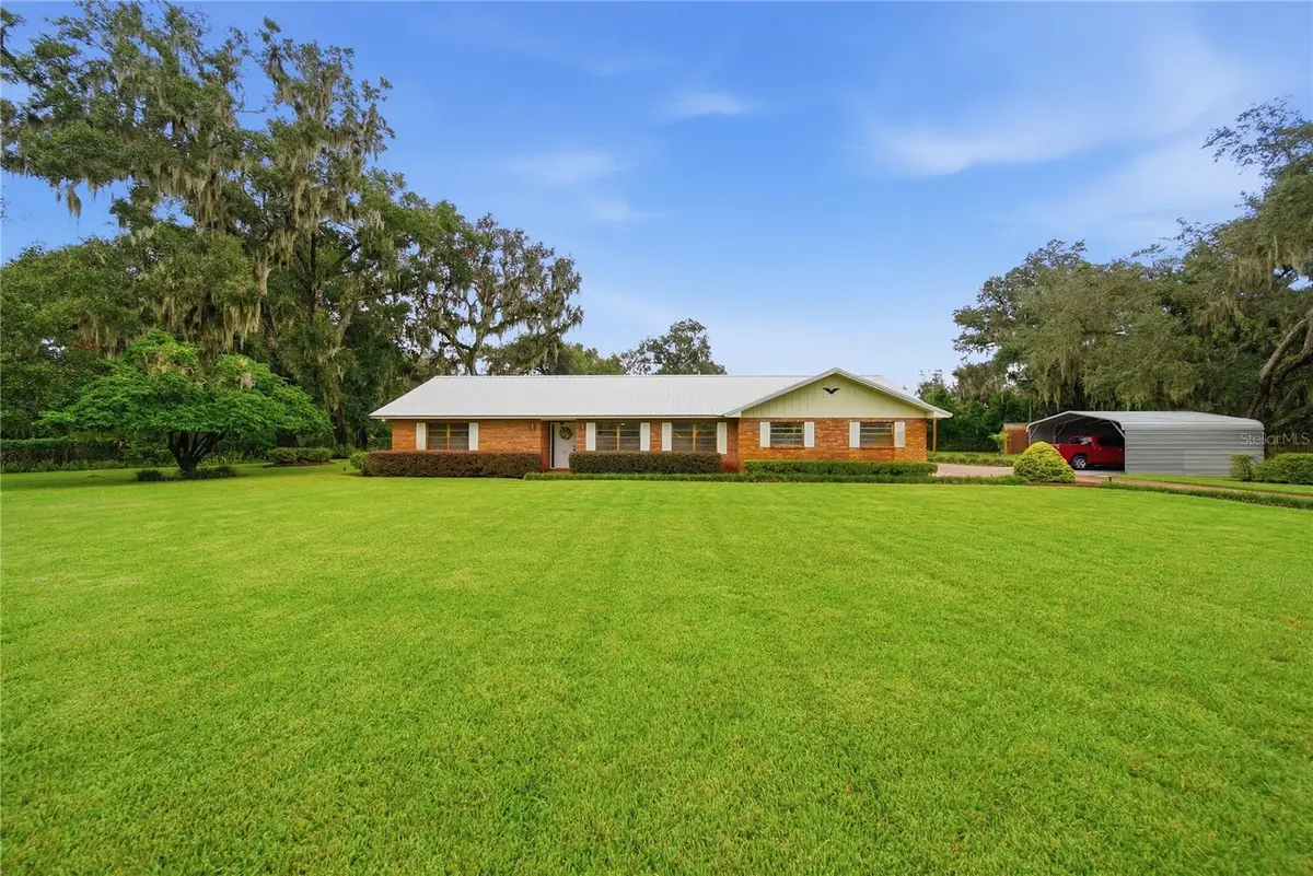 3704 Thonotosassa Road, Plant City, FL 33565 - #1