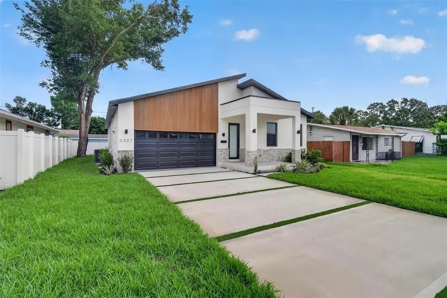 2227 32nd Avenue N, Saint Petersburg, FL 33713 - #2