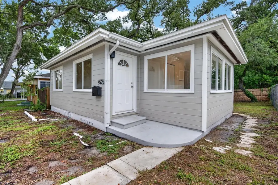 2525 21st Street S, Saint Petersburg, FL 33712 - #2