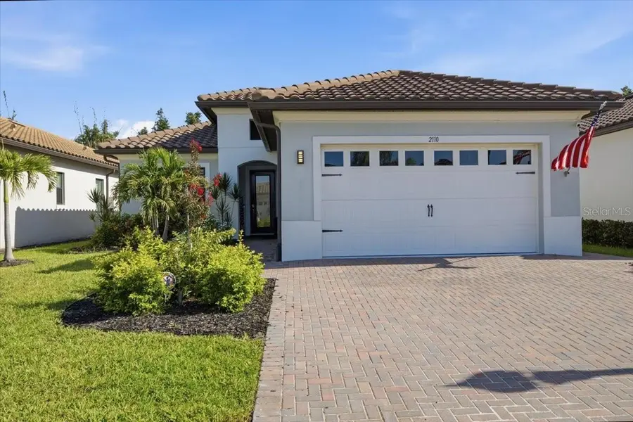 2110 E 6th Street W, Palmetto, FL 34221 - #2