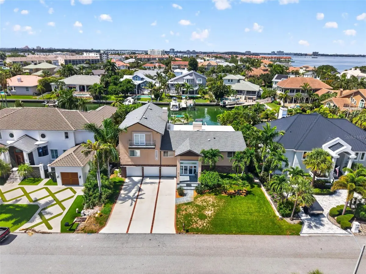 113 7th Street E, Saint Petersburg, FL 33715 - #1