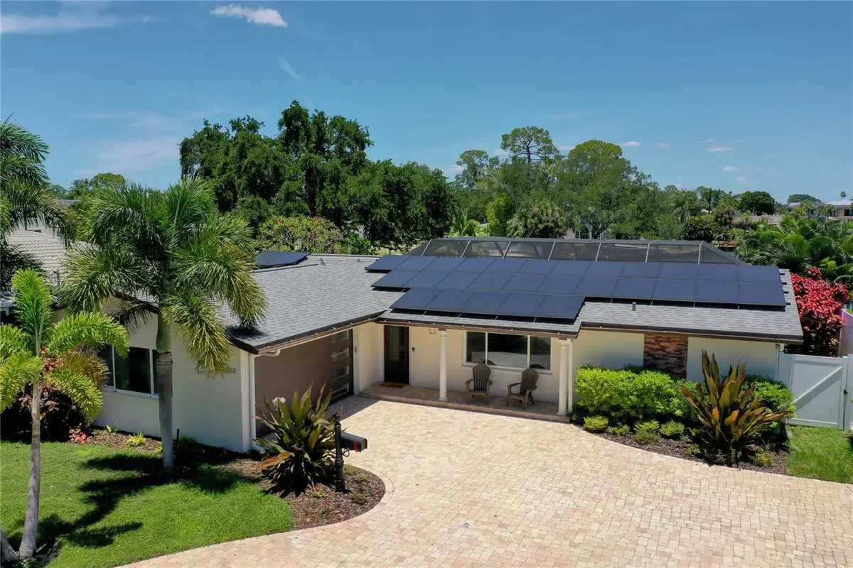 5119 Venetian Boulevard Ne, Saint Petersburg, FL 33703 - #1