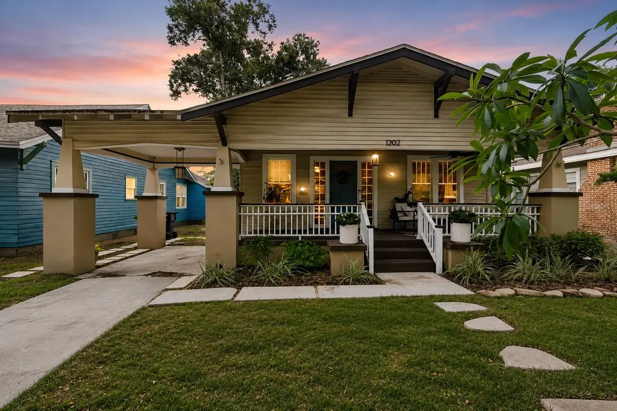 1202 E Powhatan Avenue, Tampa, FL 33604 - #1