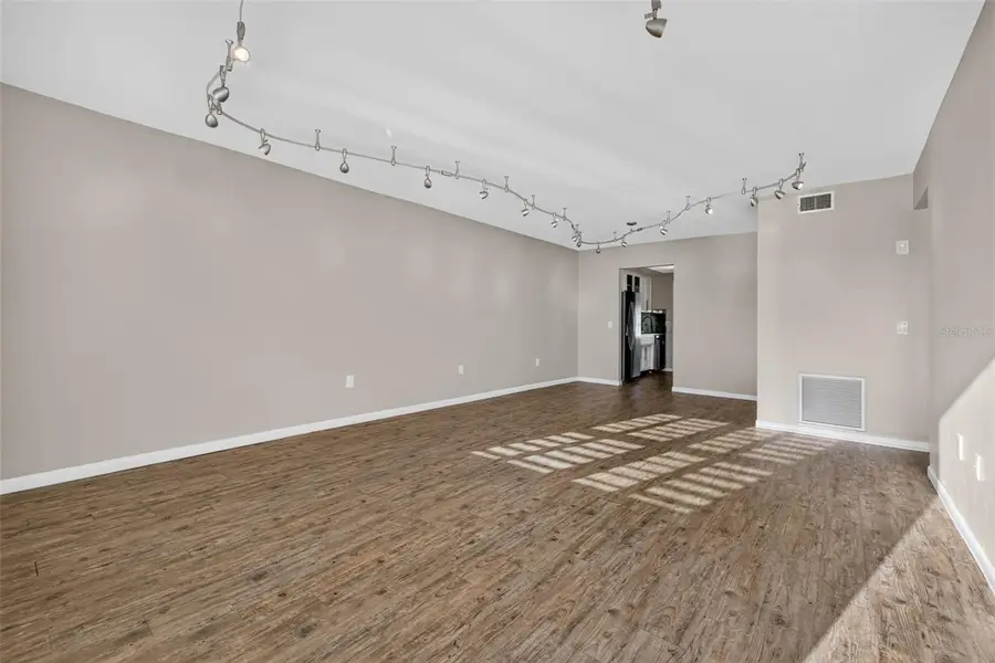 6015 19th Street N #215, Saint Petersburg, FL 33714 - #3