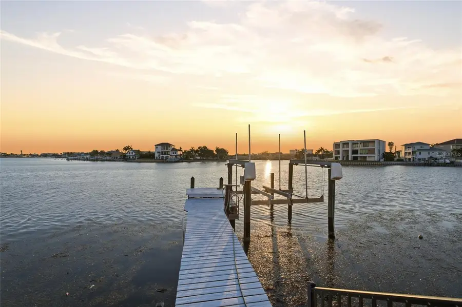 1818 Dolphin Boulevard S, Saint Petersburg, FL 33707 - #2