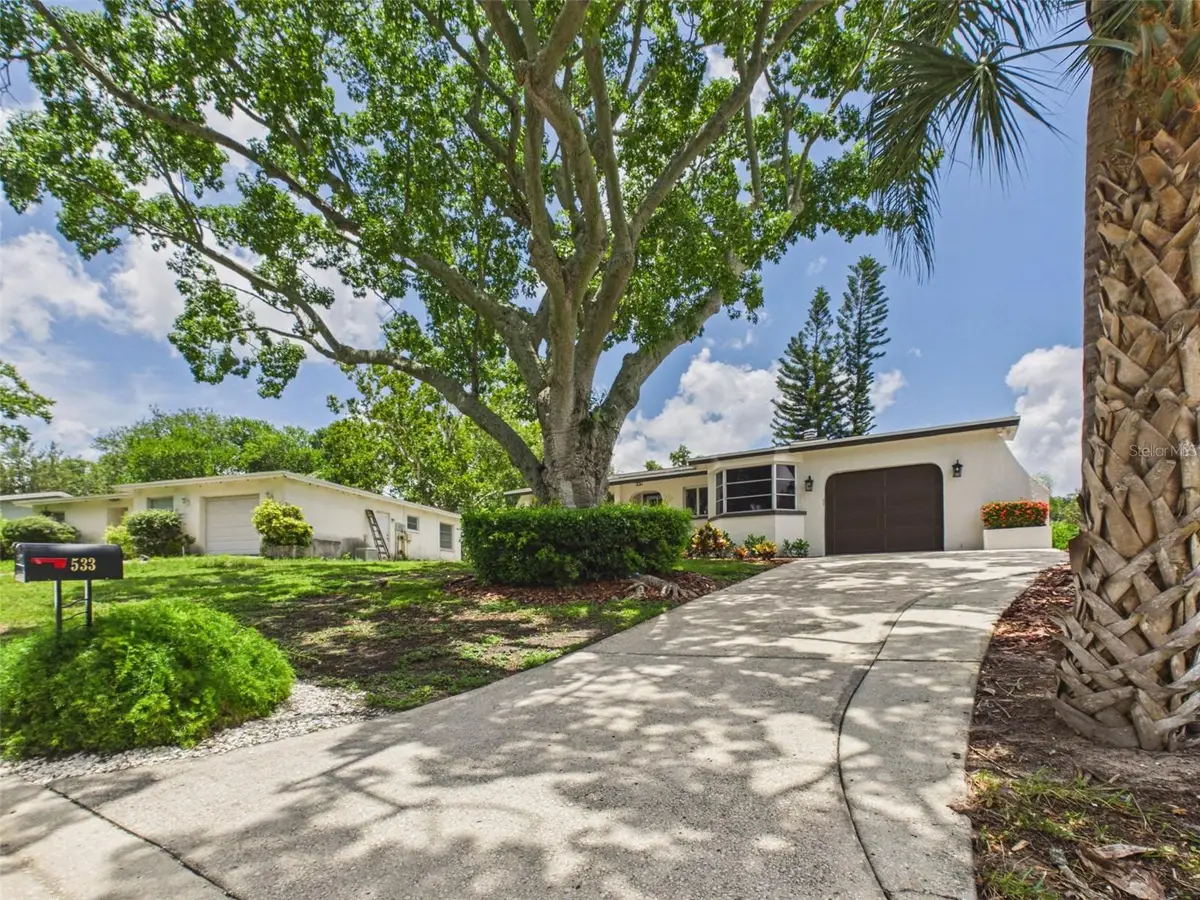 533 66th Street N, Palm Harbor, FL 34684 - #1