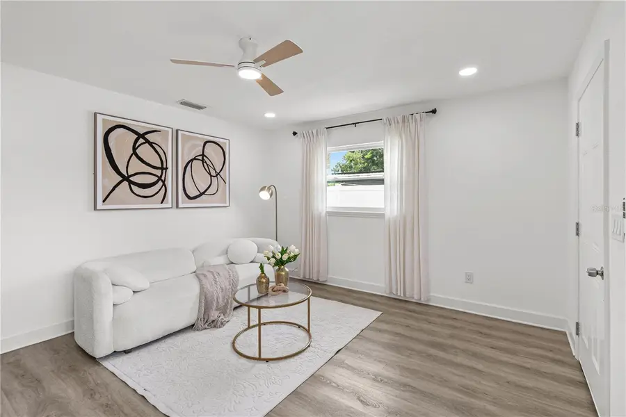 2917 W Clifton Street, Tampa, FL 33614 - #3