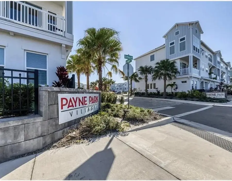 2317 Lindstrom Street, Sarasota, FL 34237 - #2