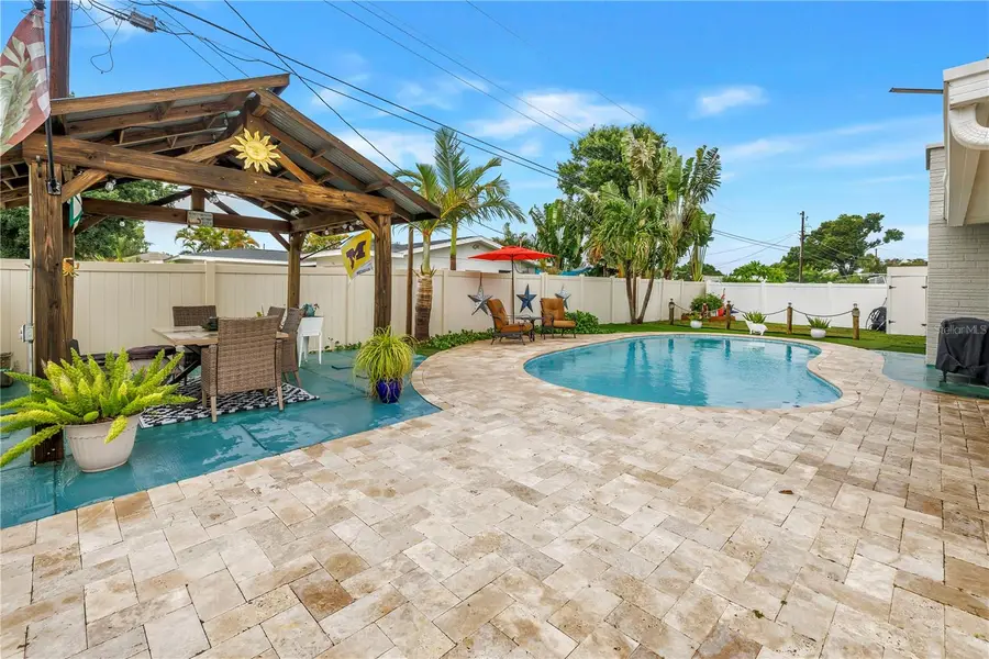 5891 33rd Avenue N, Saint Petersburg, FL 33710 - #2