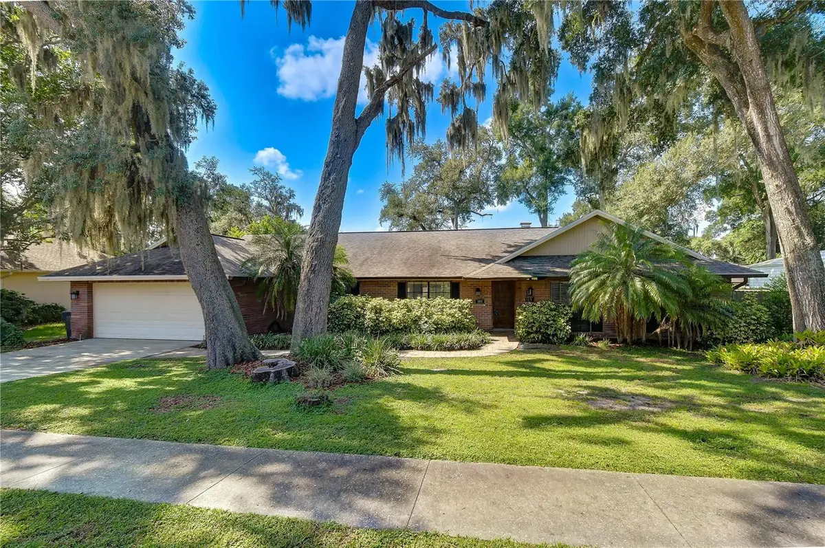 1101 Oakridge Manor Drive, Brandon, FL 33511 - #1
