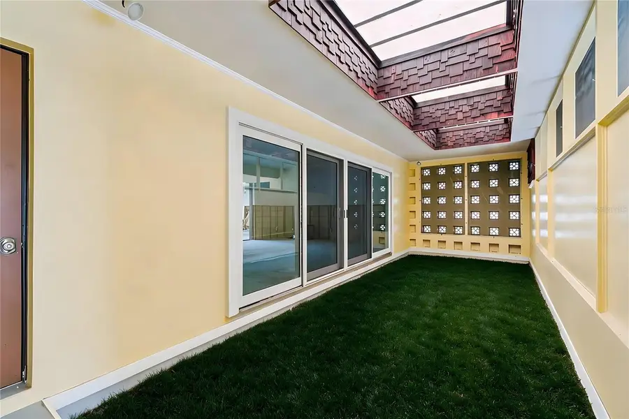 3901 50th Avenue S, Saint Petersburg, FL 33711 - #2