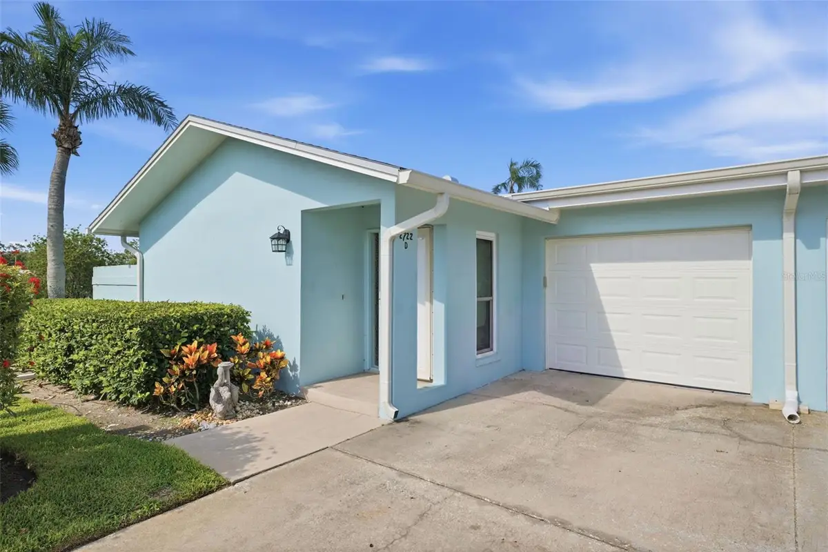 2722 Sherbrooke Lane #D, Palm Harbor, FL 34684 - #1