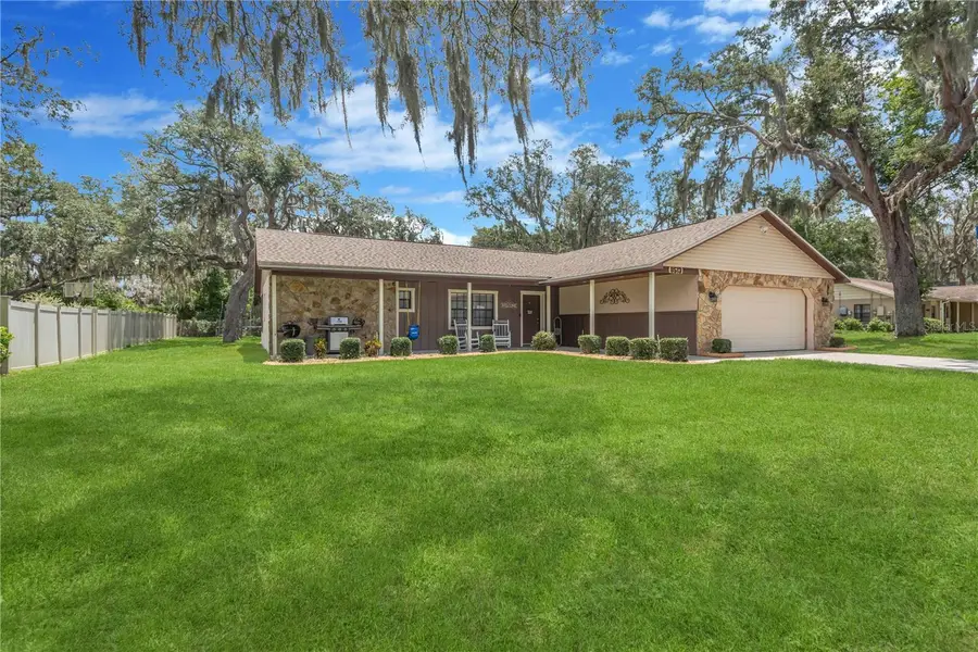 8513 Dee Circle, Riverview, FL 33569 - #2