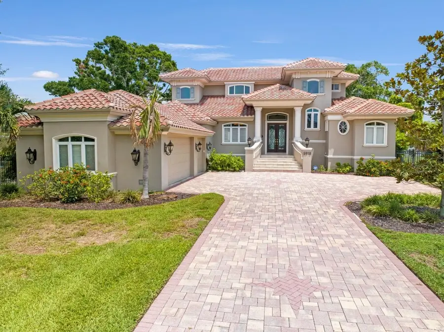 5918 Bahama Shores Drive S, Saint Petersburg, FL 33705 - #2