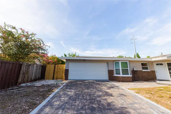 1574 Souvenir Drive, CLEARWATER, FL 33755