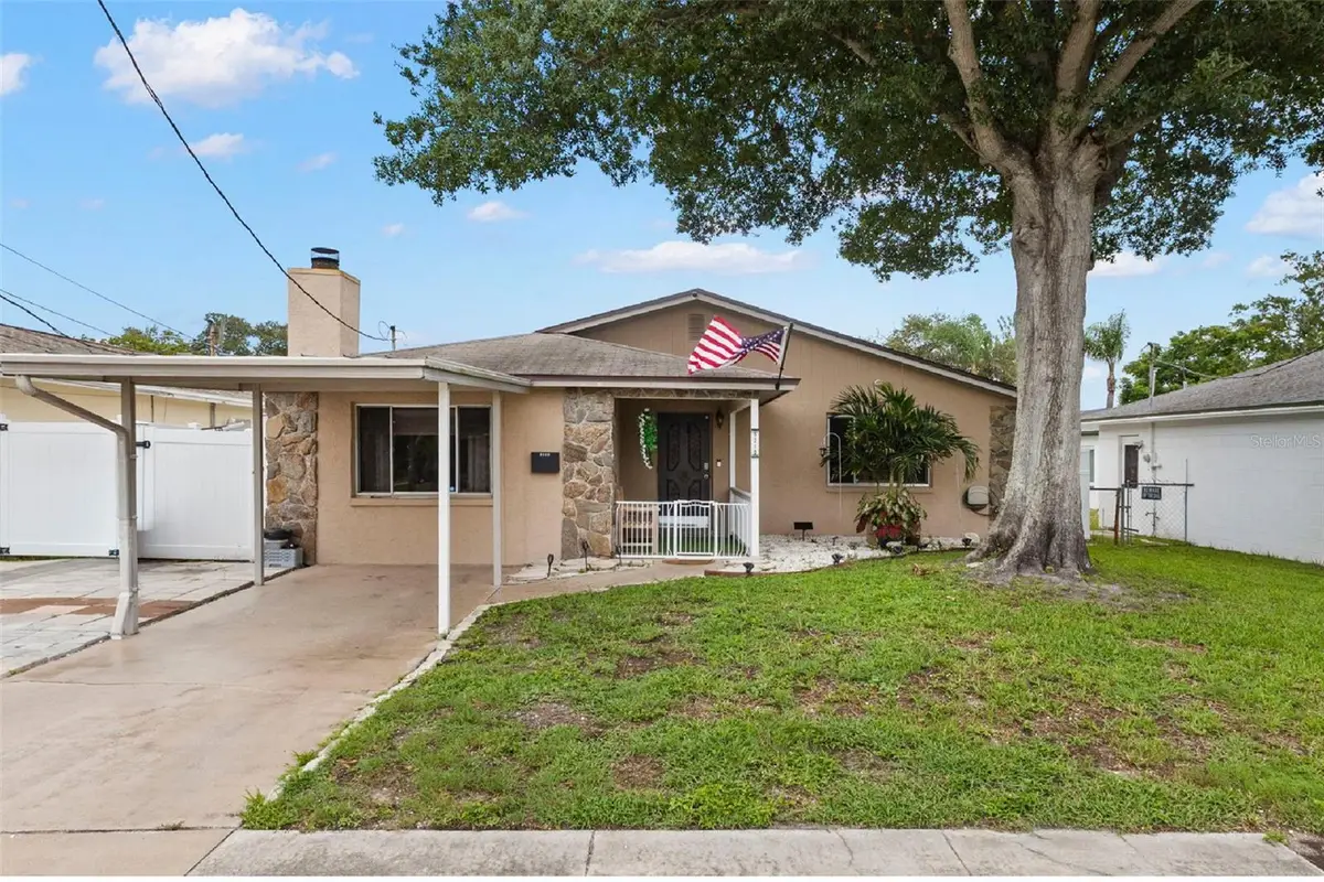 5210 6th Street S, Saint Petersburg, FL 33705 - #1