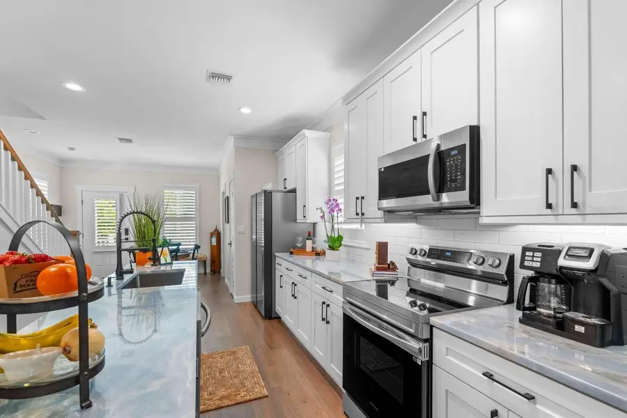 324 6th Street E, Bradenton, FL 34208 - #2