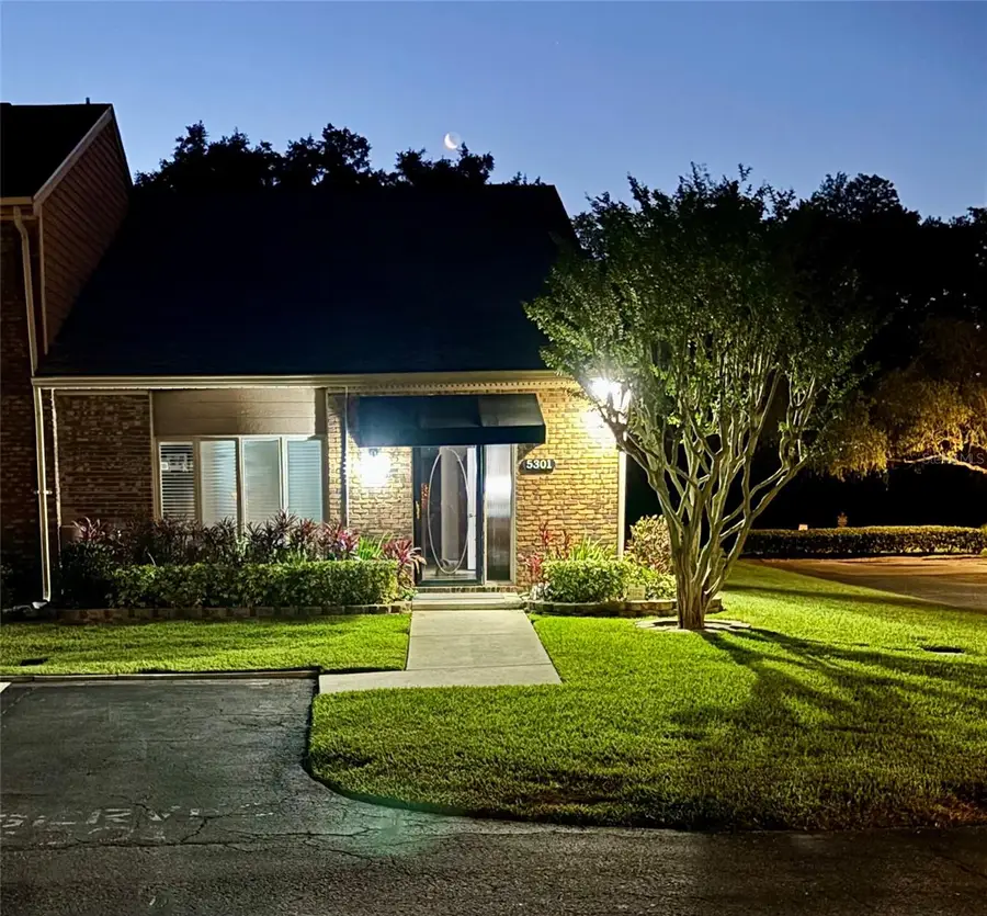 5301 Bradbury Court, Tampa, FL 33624 - #2