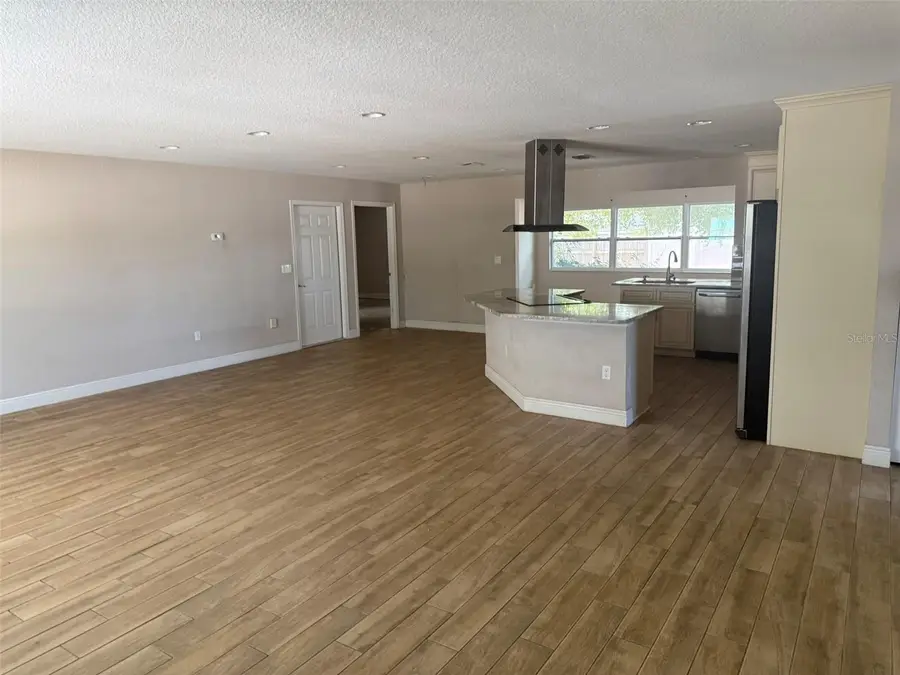 4207 21 St Avenue W, Bradenton, FL 34205 - #2