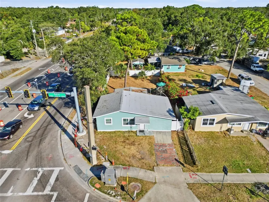 7095 54th Avenue N, Saint Petersburg, FL 33709 - #3