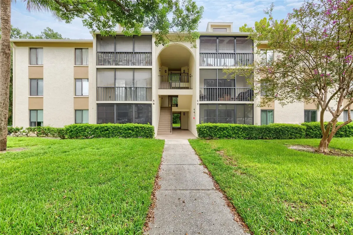 3232 Lake Pine Way E #B1, Tarpon Springs, FL 34688 - #1