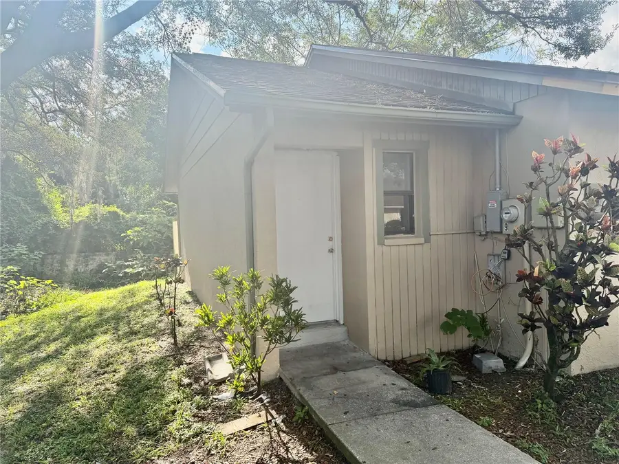 918 Otto Villa Place #9, Tampa, FL 33612 - #2