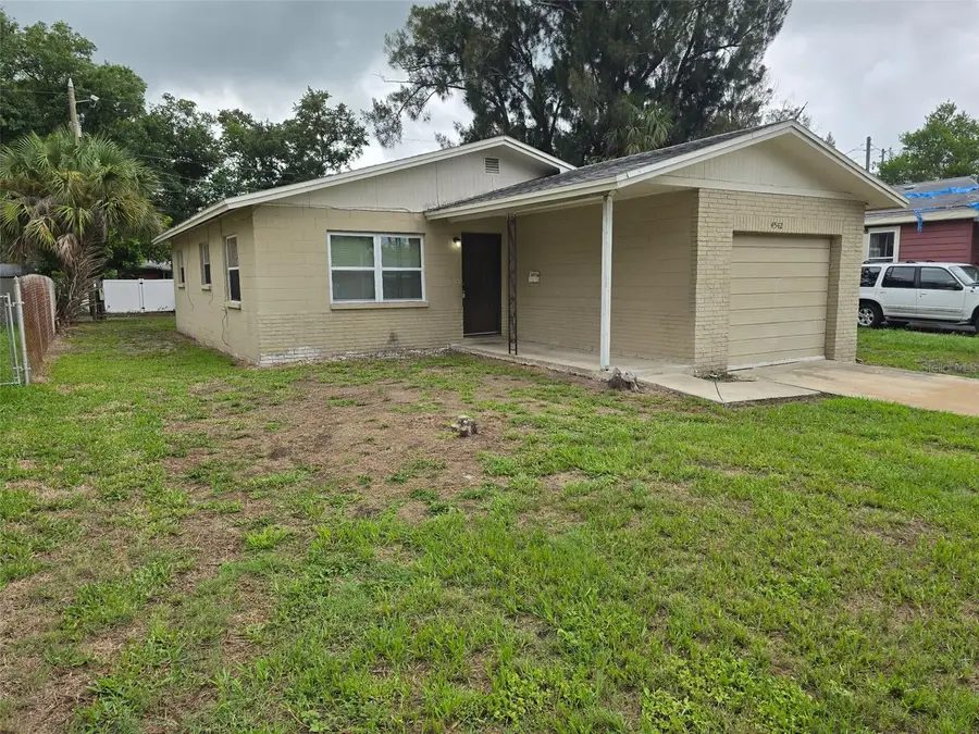 4542 21st Avenue S, Saint Petersburg, FL 33711 - #2