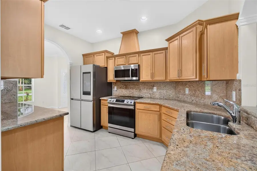 6026 113th Avenue N, Pinellas Park, FL 33782 - #3